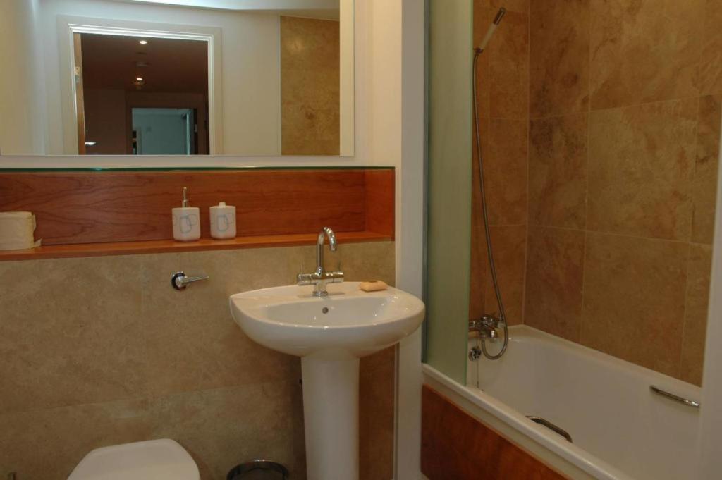 2 Bed 2 Bath Luxury Apartment In Central ロンドン エクステリア 写真